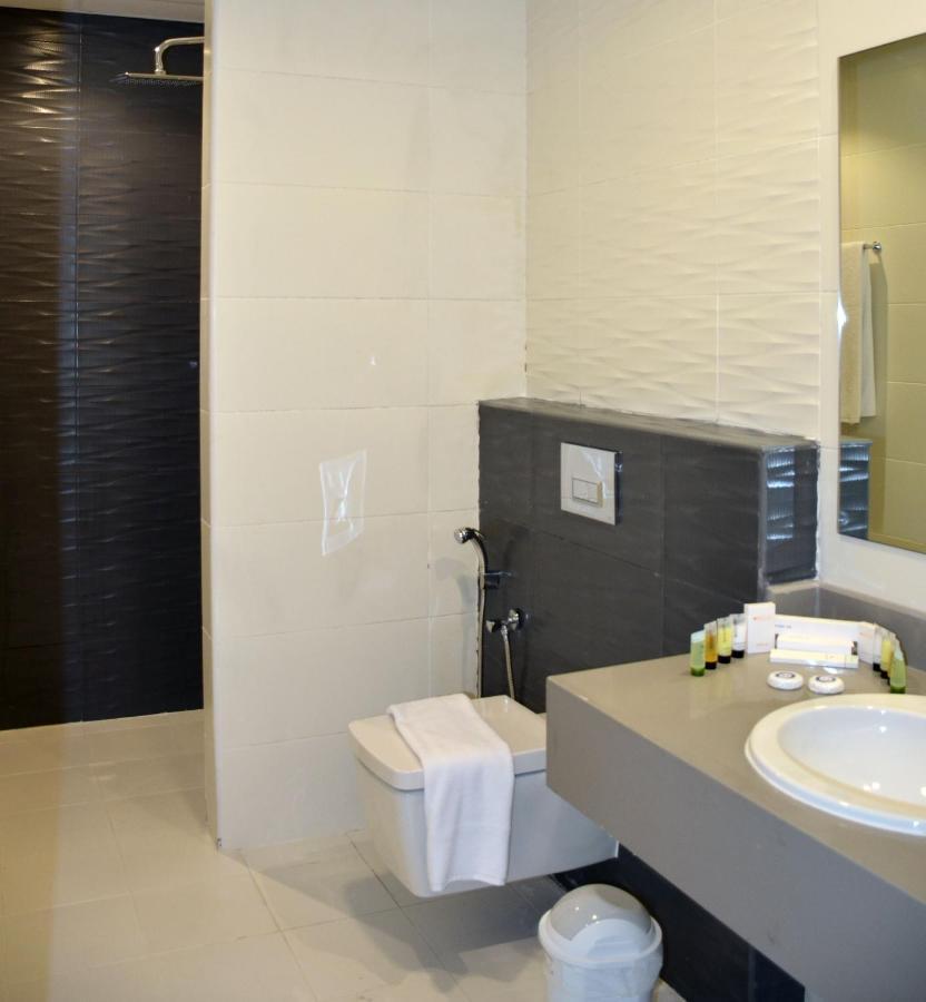 The Lodge Suites Manama Exterior photo
